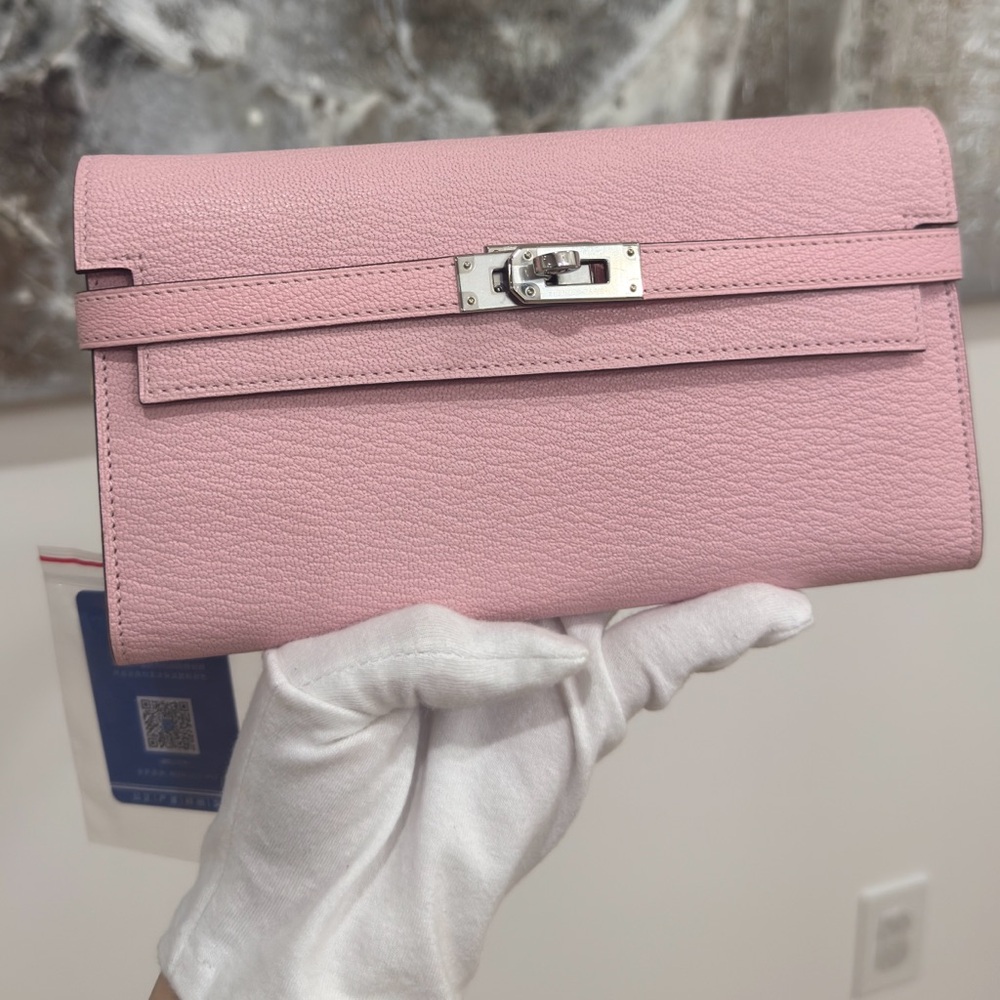 Like new Kelly long wallet 
Rose Sakura/phw (SOLD)